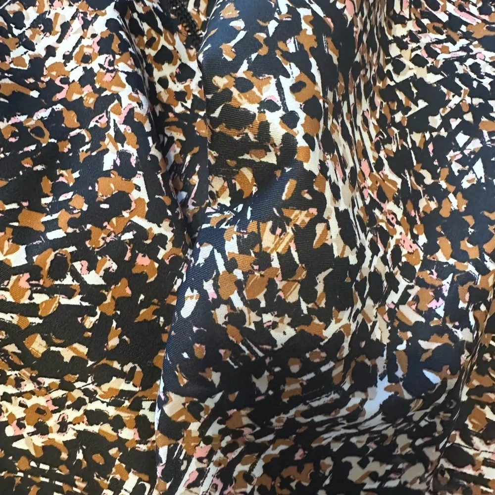 Old Navy Active Powersoft Multicolor Abstract Capri Leggings, Size: Large - Picture 2 of 3